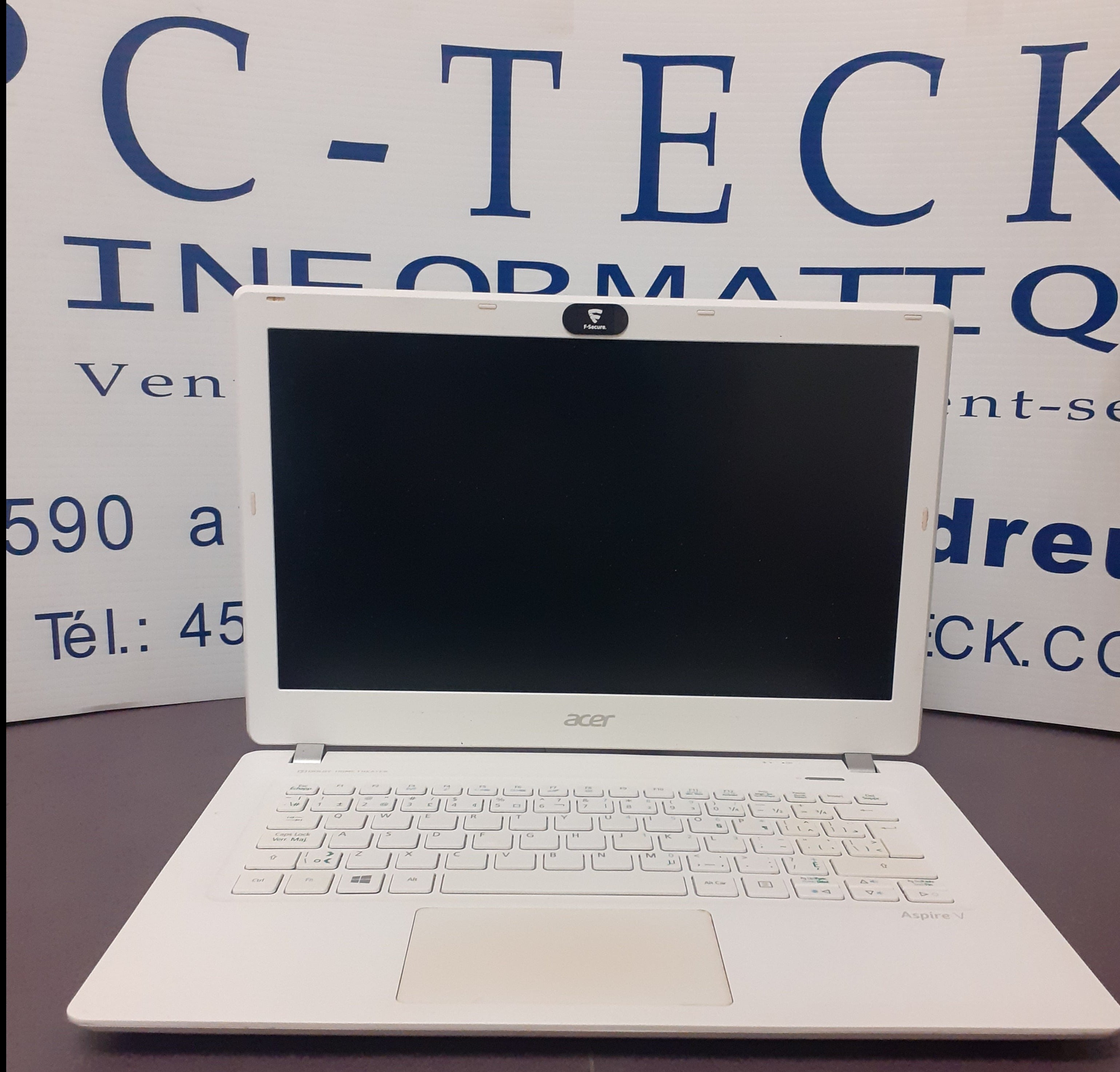 Refurbished Laptop - Acer Aspire V3-371-565E