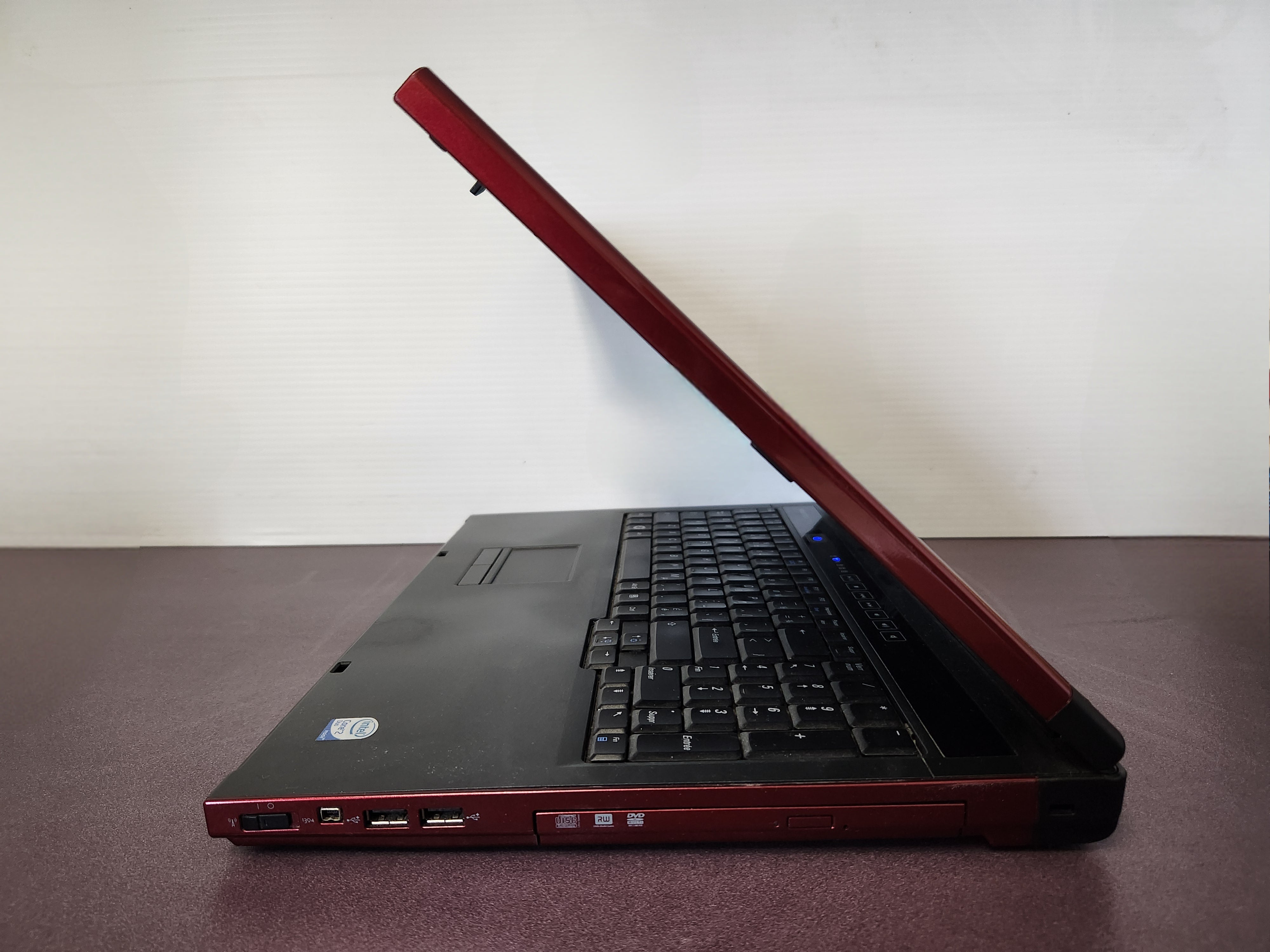 Dell Vostro 1720 - Refurbished Laptop