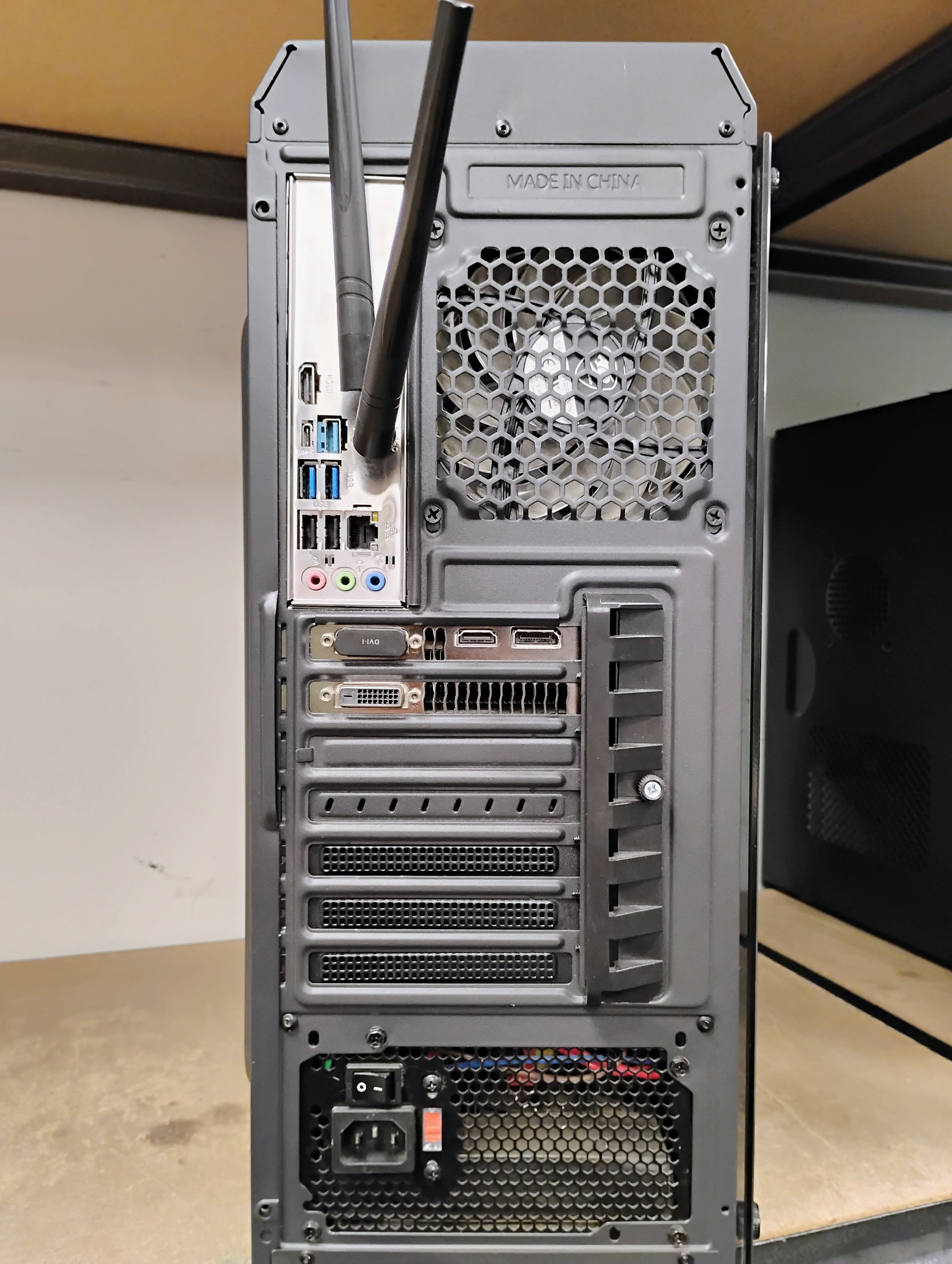 Ordinateur reconditionné - AMD Quad Core