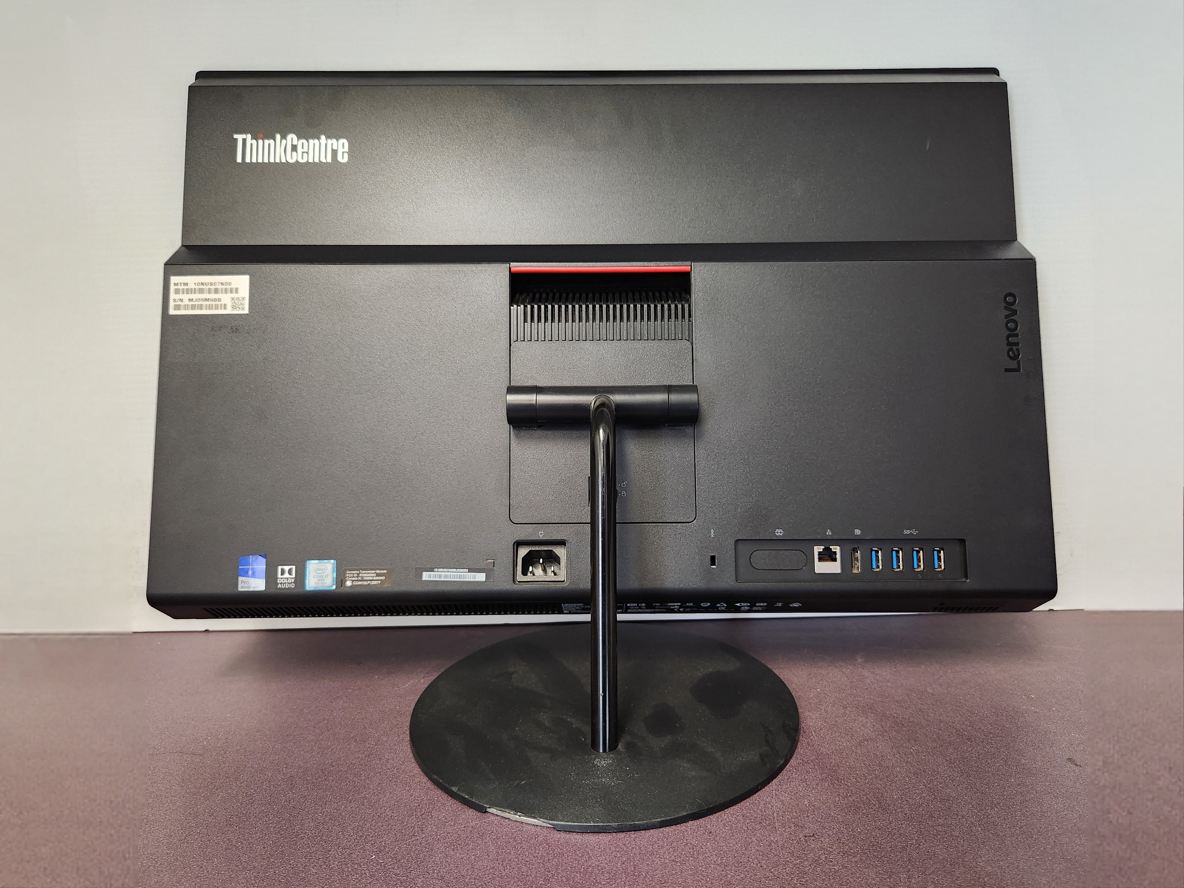 All-In-One Lenovo ThinkCentre M910z - Refurbished PC